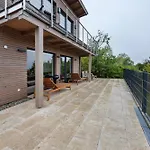 Mit Panoramablick